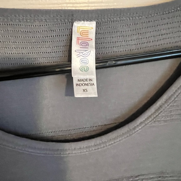 Gray Tee - Picture 2 of 2